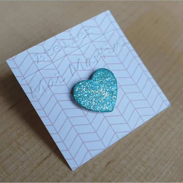Lot de 3 pins en cuir iridescents